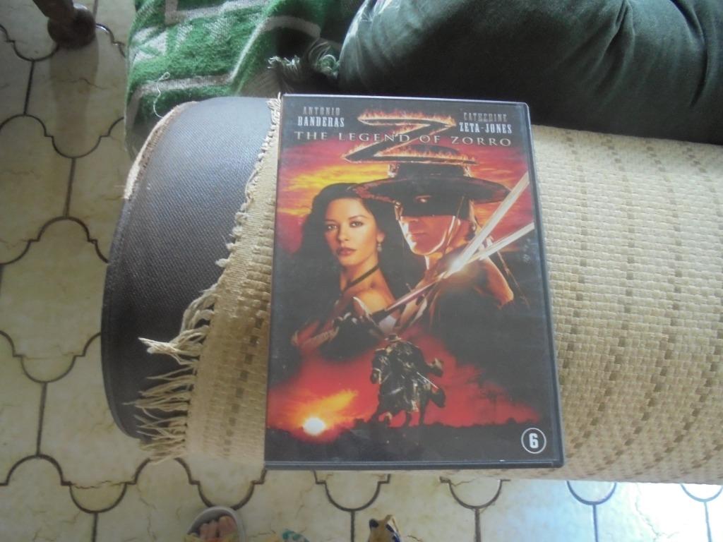 The Legend of Zorro, Enlèvement ou Envoi, Comme neuf