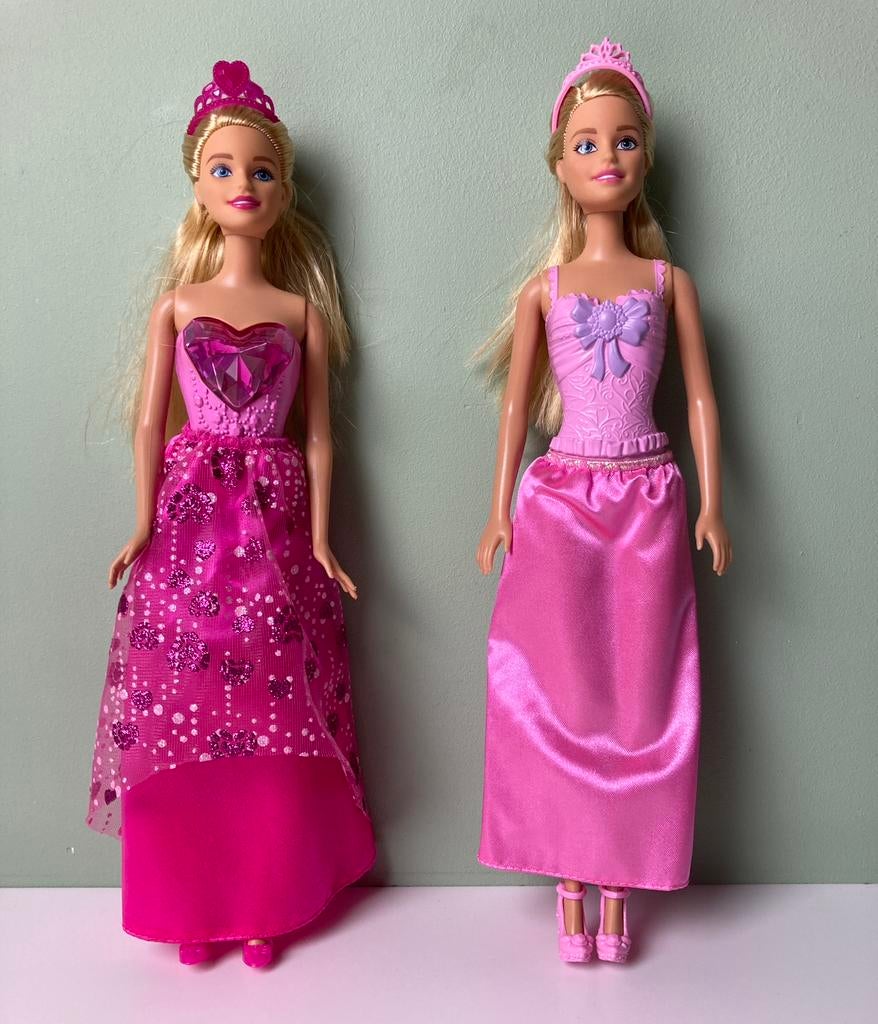 Barbiepoppen type prinses, Kinderen en Baby's, Ophalen of Verzenden, Zo goed als nieuw