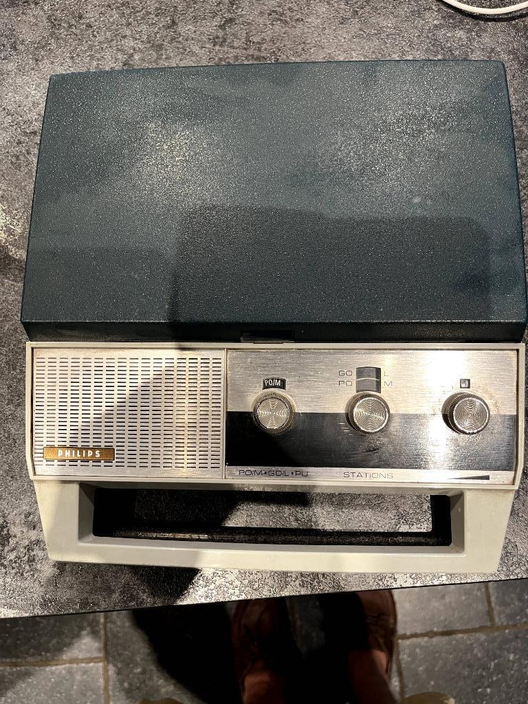 TOURNE DISQUES + RADIO vintage PHILIPS, Ophalen of Verzenden, Gebruikt, Philips