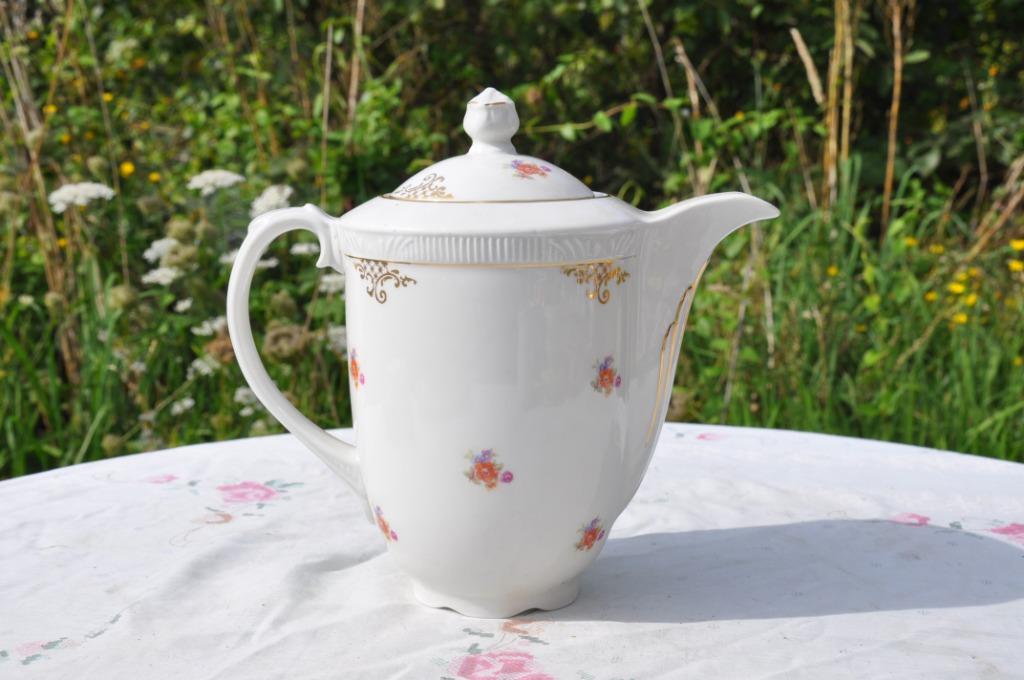 cafetière en porcelaine pt bouquet de fleurs, Ophalen of Verzenden