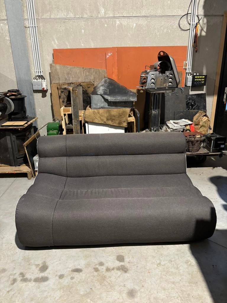 Design hoeksalon, Ophalen, Zo goed als nieuw