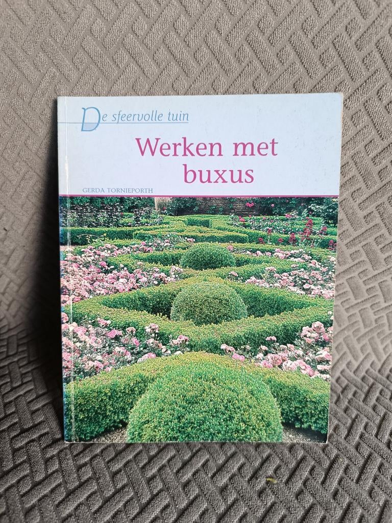 Gerda Tornieporth : Werken met buxus, Enlèvement ou Envoi