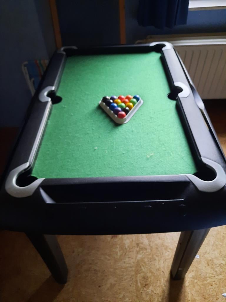Biljart tafel voor kinderen, Enlèvement