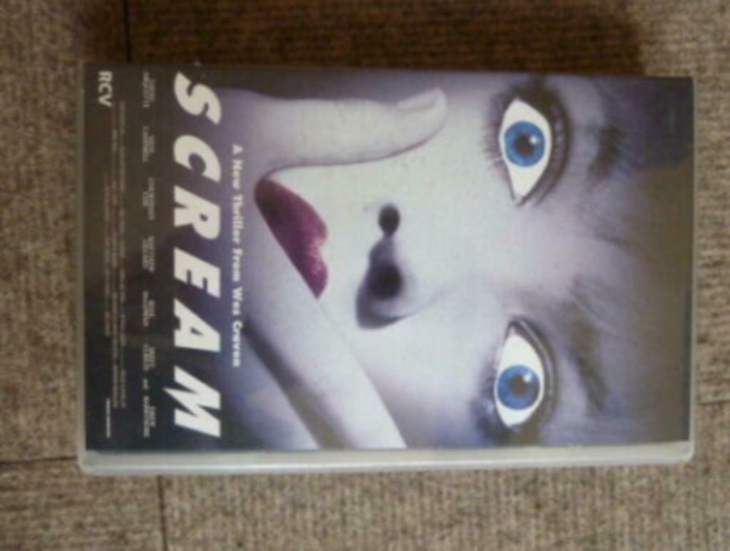 VHS video cassette SCREAM a new thriller from Wes Craven, Tous les âges, Enlèvement ou Envoi, Autres genres