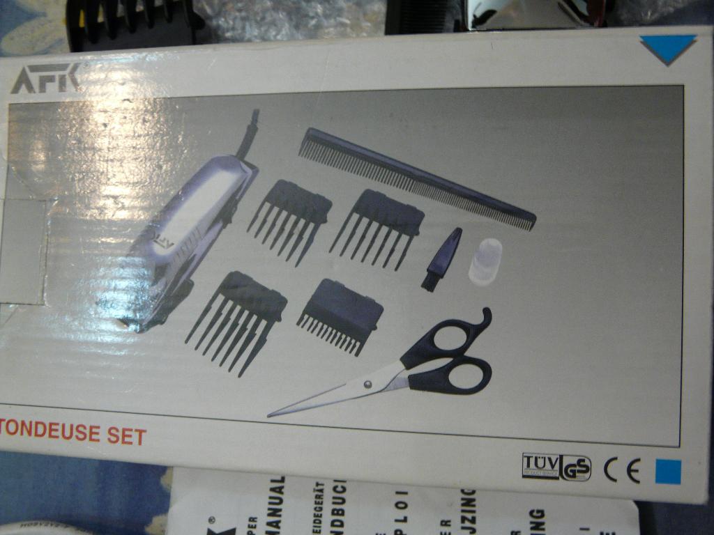 AFK Tondeuse set model HS 2.4 professionele haarknipper, Ophalen, Zo goed als nieuw, Tondeuse
