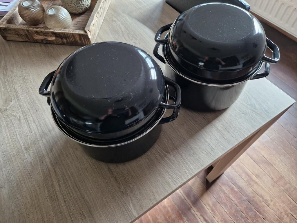 2 grote mosselpotten zwart, Huis en Inrichting, Ophalen, Gebruikt