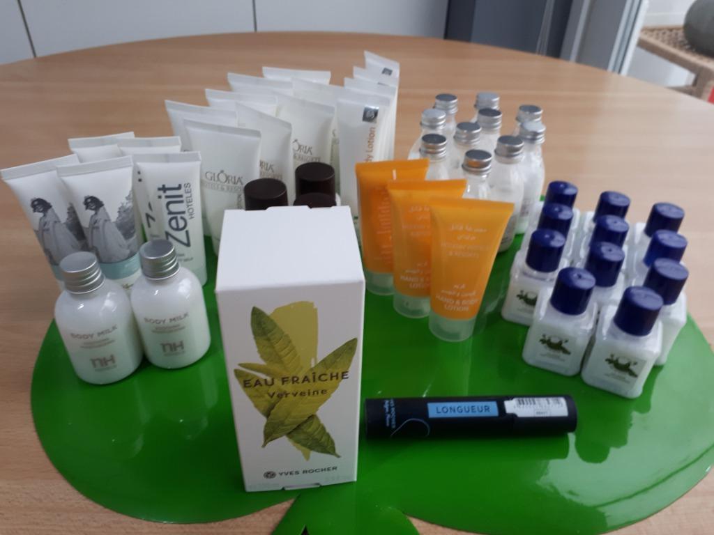 EAU DE TOILETTE & MASCARA YVES ROCHER + CADEAUX, Enlèvement ou Envoi, Neuf, Tout le visage, Accessoires
