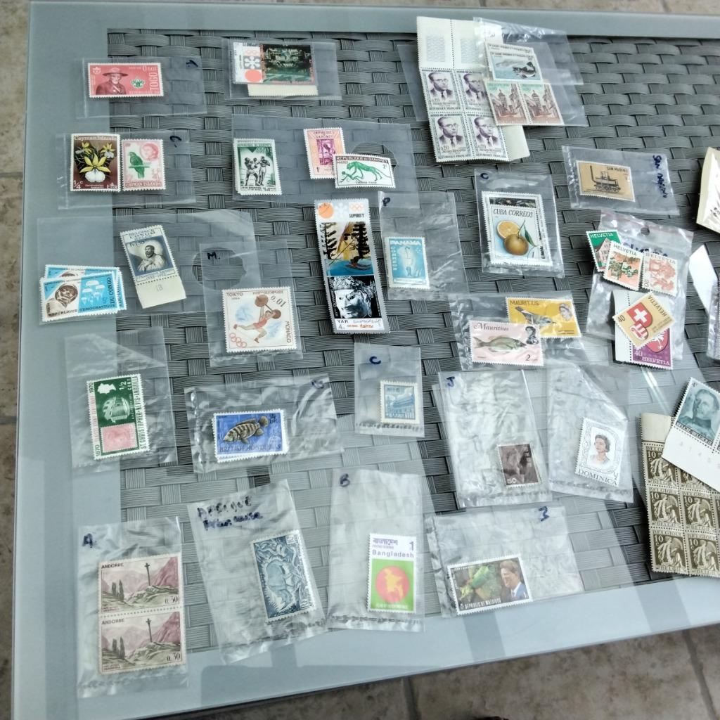 Collection de timbres neufs et oblitérés tous pays, Enlèvement