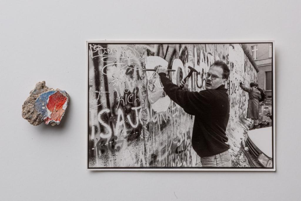 Stukje Berlijnse muur, zelf afgekapt 10 nov 1989, bij de val, Neuf, Enlèvement ou Envoi, Europe, 20e siècle ou après