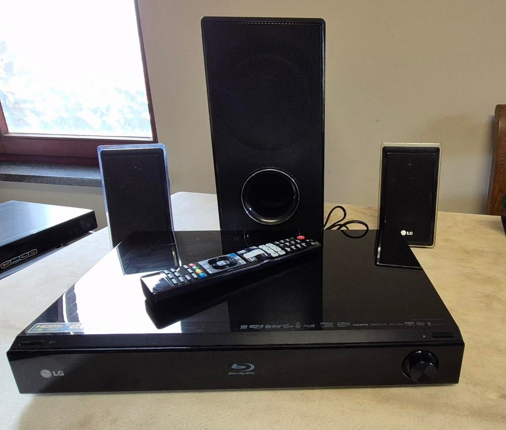 Lecteur Bluray avec home cinéma LG, TV, Hi-fi & Vidéo, Ensembles home-cinéma, Autres marques, Lecteur Blu-ray, Utilisé, Enlèvement