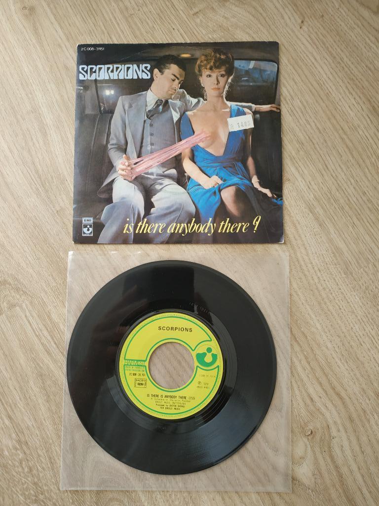 SCORPIONS   is there anybody, CD & DVD, Vinyles | Rock, Comme neuf, Enlèvement ou Envoi