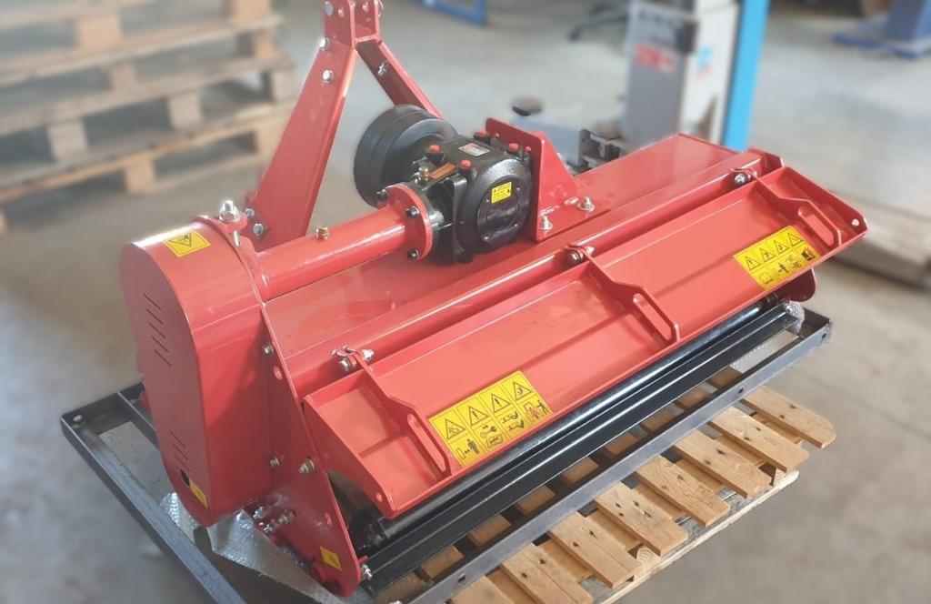 Klepelmaaier in WB 1m05, 1m25 of 1m45 met open kap en cardan, Ophalen, Serretuinbouw, Weidebouw