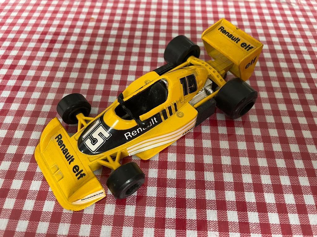 Polistil 1/32 Renault RS 01 Formule 1 F1 1977, Enlèvement ou Envoi, Utilisé, Voiture, Autres marques