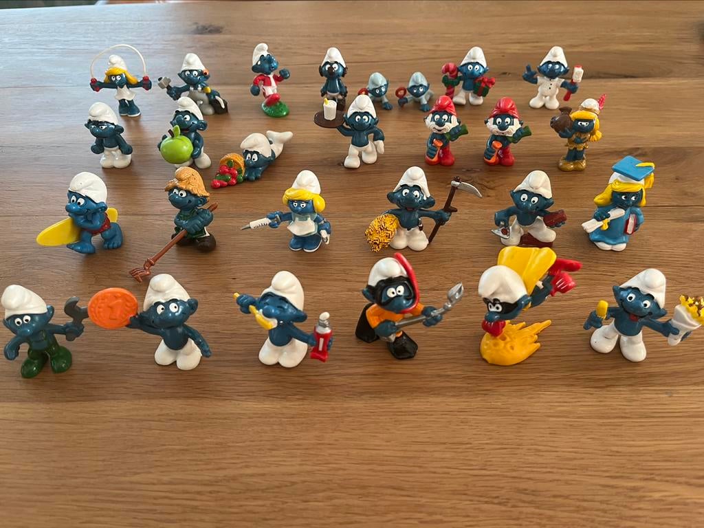 Smurfen - Diverse smurfen [Schleich - Hong Kong], Enlèvement ou Envoi, Comme neuf, Différents Schtroumpfs, Poupée, Figurine ou Peluche