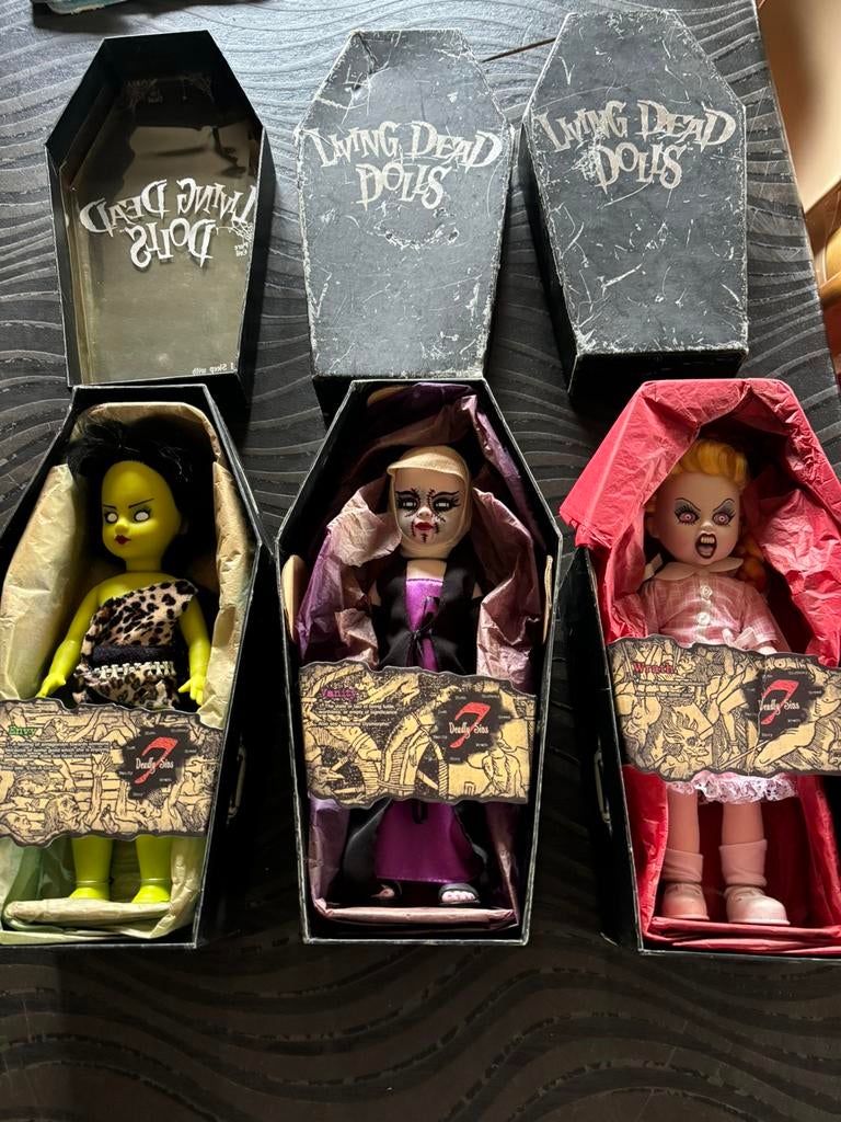 Living death dolls drie stuks, Ophalen of Verzenden