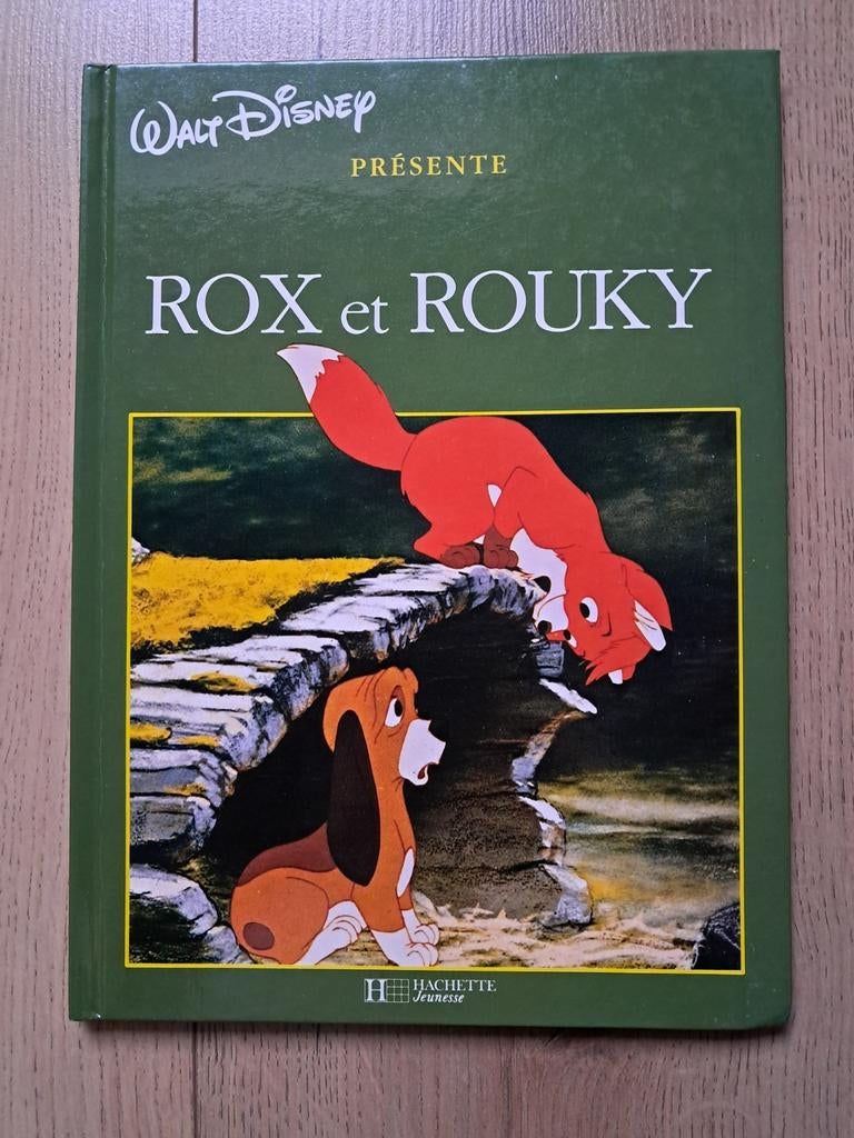Livre Walt Disney "Rox et Rouky", Enlèvement ou Envoi, Utilisé, Walt Disney