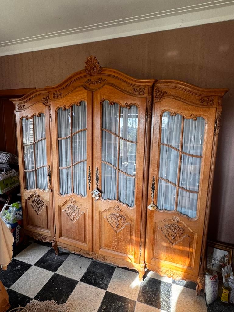 ARMOIRE VINTAGE LOUIS XV EN CHÊNE, Antiquités & Art, Enlèvement