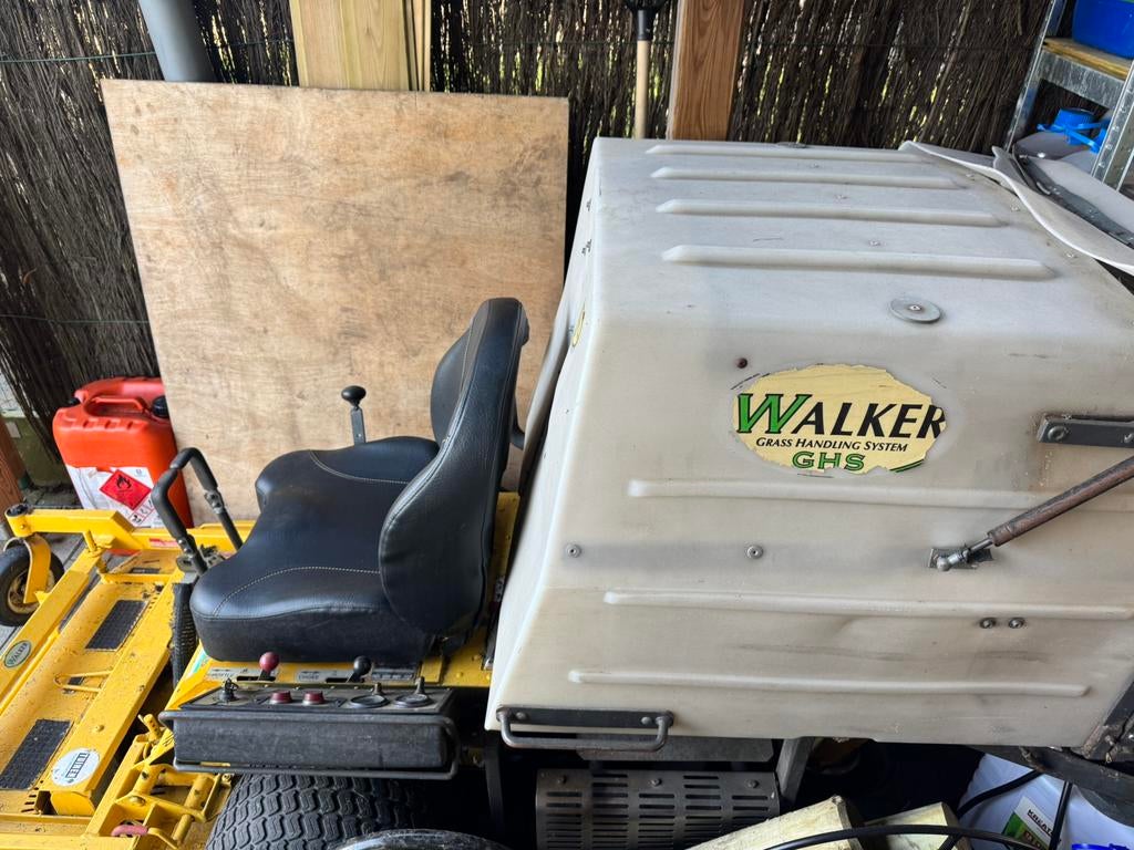 Walker zitmaaier met opvangbak, Ophalen, Gebruikt, Walker, Opvangbak