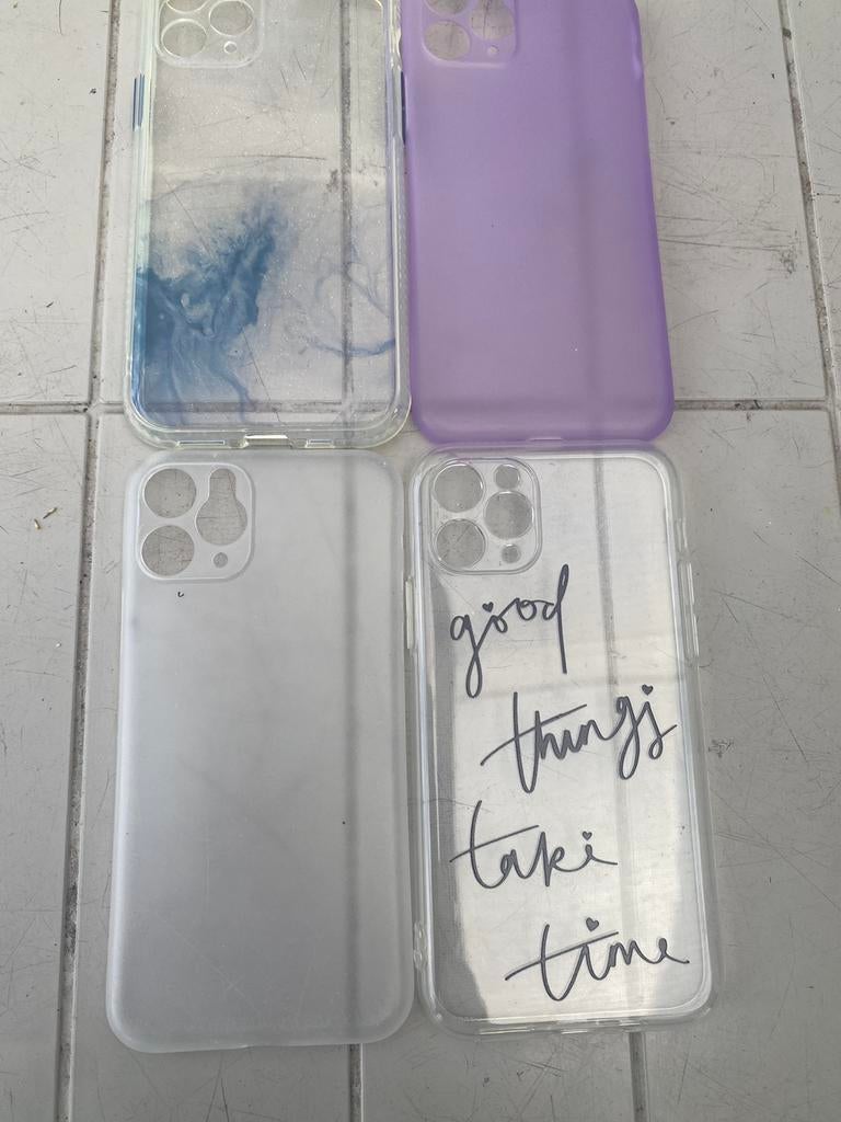 iPhone 11 pro hoesjes + 1 origineel Apple, Telecommunicatie, Ophalen of Verzenden, Zo goed als nieuw, IPhone 11