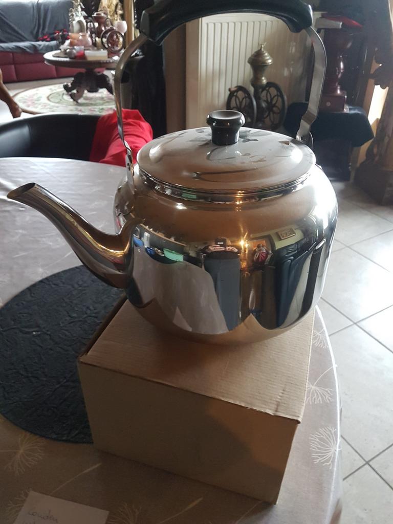 Waterketel in inox, Ophalen, Zo goed als nieuw, Inox