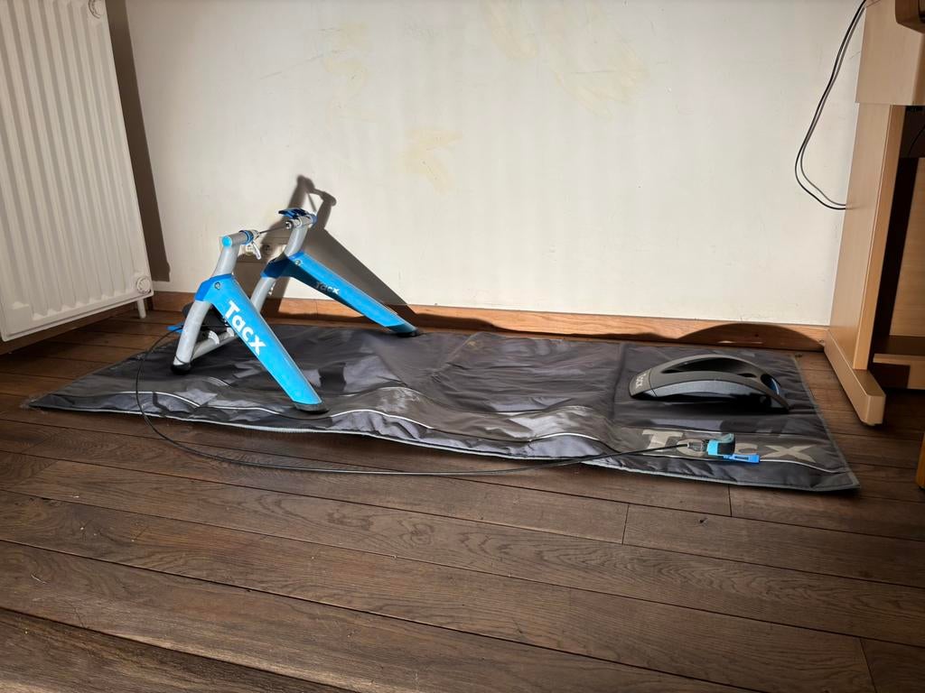 Home Trainer Tacx – Très bon état, Fietsen en Brommers, Ophalen, Zo goed als nieuw