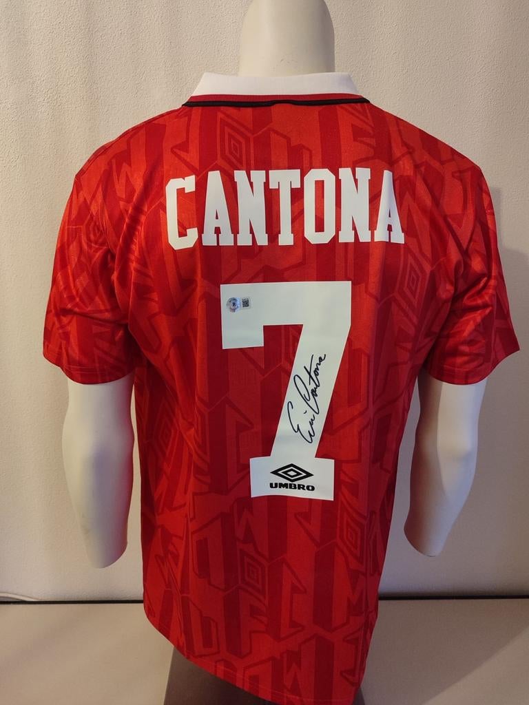 Eric Cantona a signé le maillot de Manchester United avec Be, Enlèvement ou Envoi, Neuf, Maillot