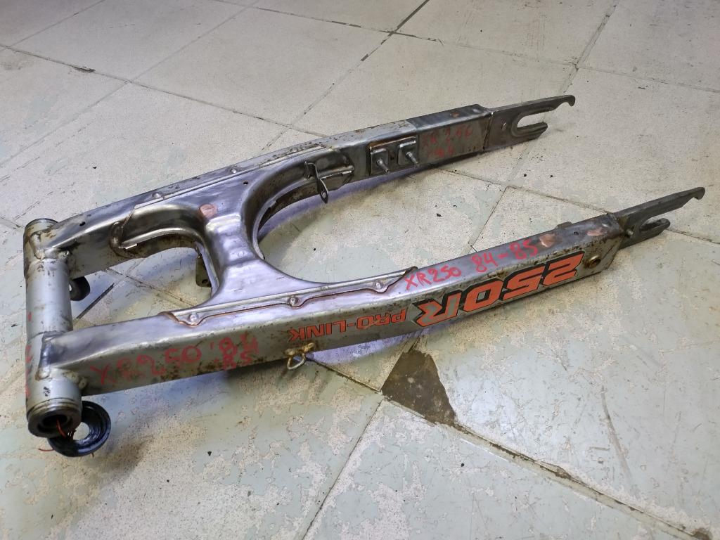honda xr 250 van '84-'85 achterbrug, Ophalen of Verzenden, Gebruikt