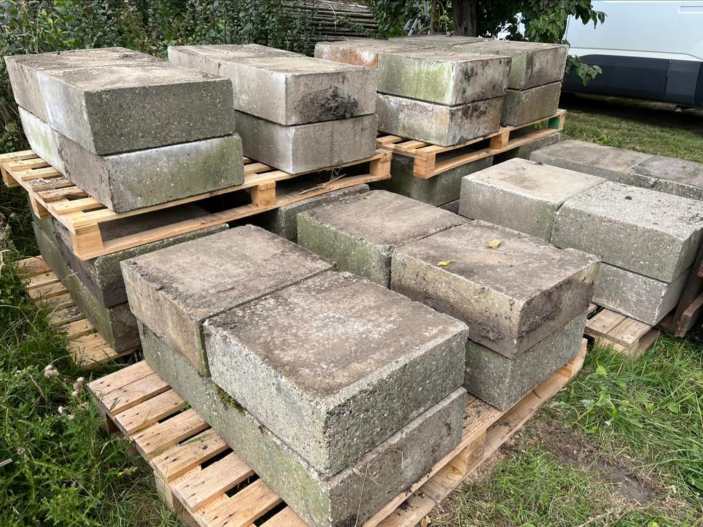 Beton tegels ballastblokken terrein verharding, Ophalen