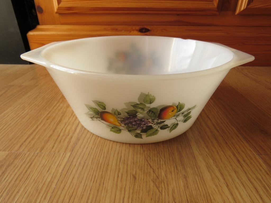 vintage arcopal plat motifs fruits de France, Huis en Inrichting, Ophalen of Verzenden, Gebruikt, Kom(men)
