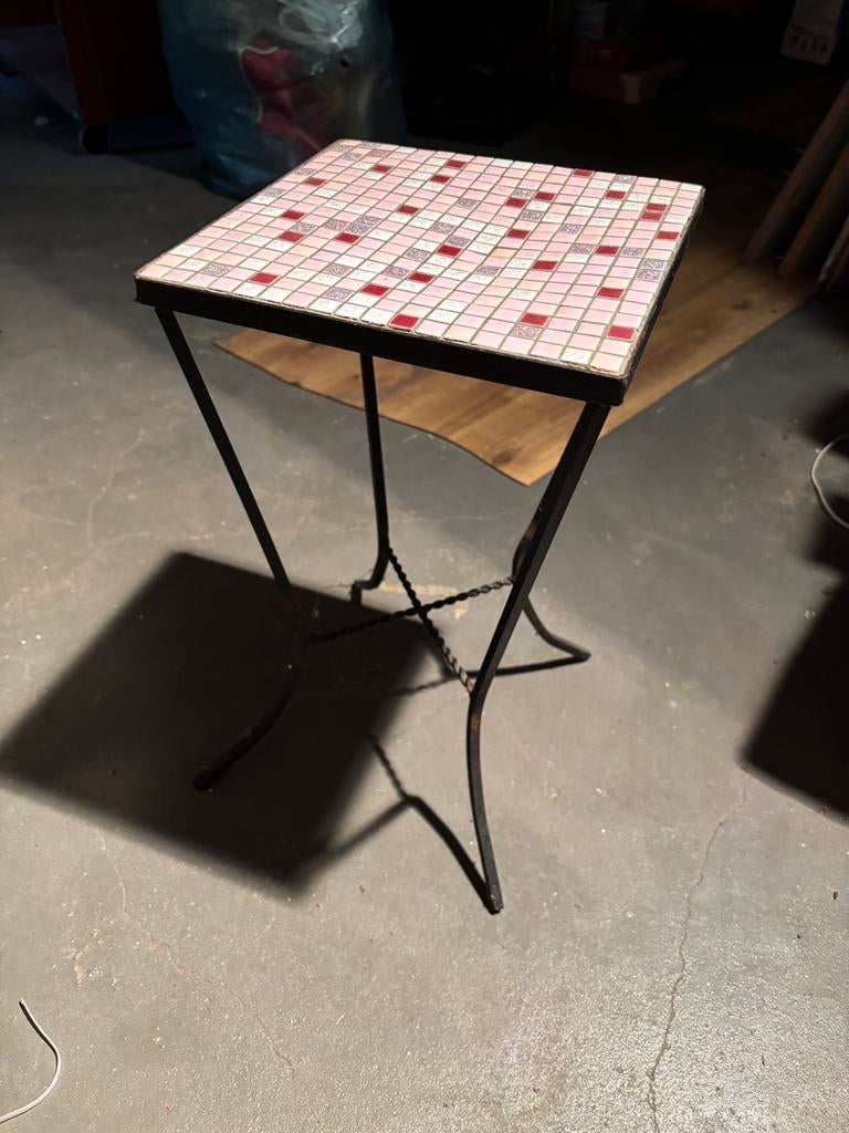 Vintage retro bijzettafel met mozaïek tegelblad, Huis en Inrichting, Tafels | Bijzettafels, Ophalen