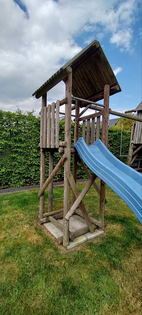Tour de jeu avec toboggan, Enlèvement, Utilisé, Bois