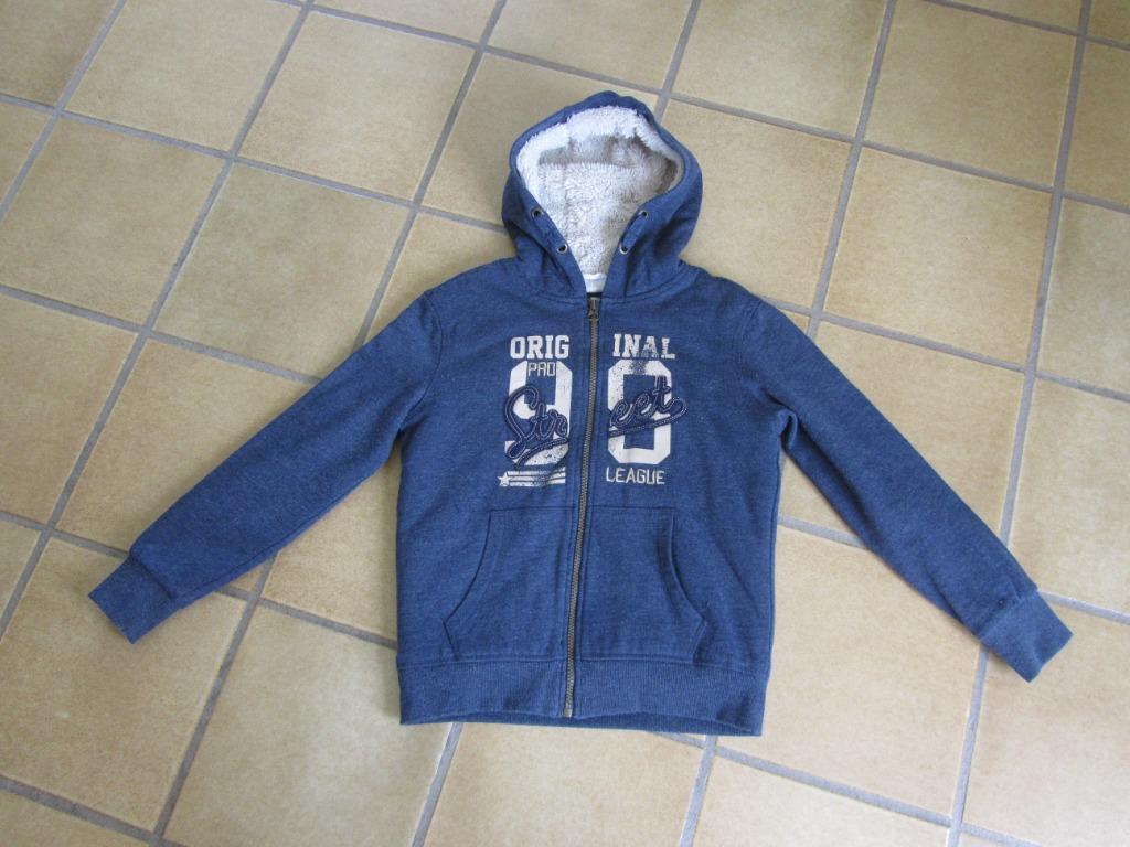 C&A dik vest met pels maat 134-140 kan ook als jas in v-naja, Kinderen en Baby's, Gebruikt, C&A, Trui of Vest, Ophalen of Verzenden