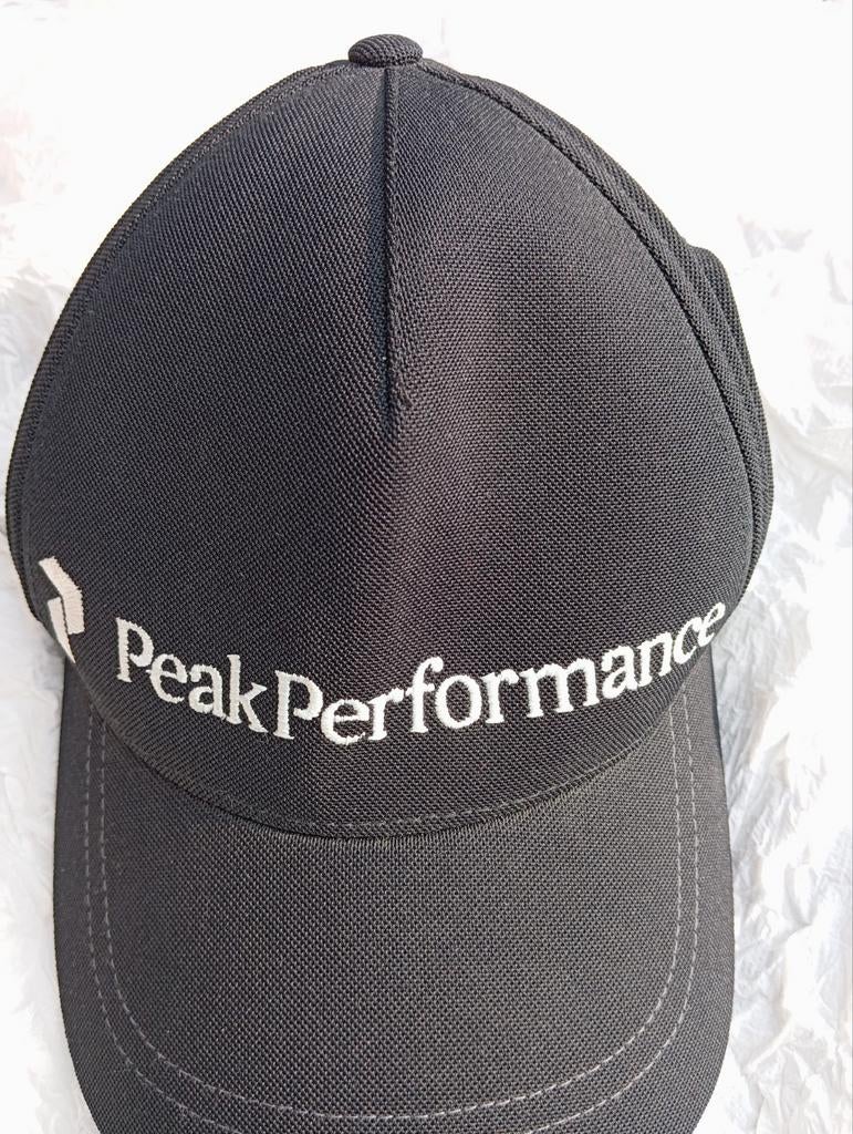 Peak Performance, zwarte pet met elastane, flexfit, Kleding | Heren, Hoeden en Petten, Ophalen of Verzenden, Zo goed als nieuw