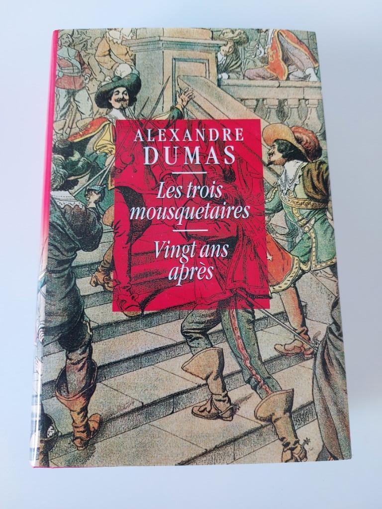 Les trois mousquetaires - Vingt ans après, Alexandre Dumas, Livres, Enlèvement ou Envoi, Comme neuf