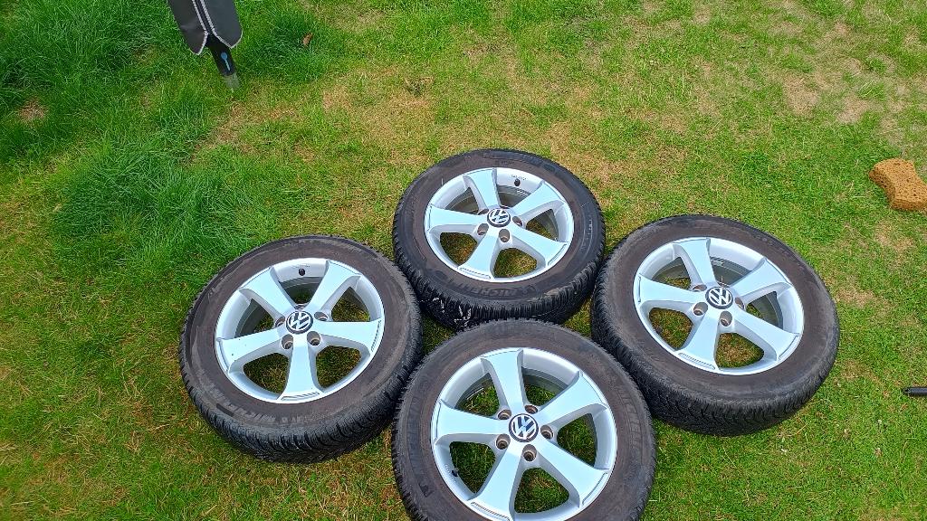 Zomerpromo – 4 x VW Sima velgen 16” + Michelin winterbanden, Ophalen, Gebruikt, Velg(en), 16 inch