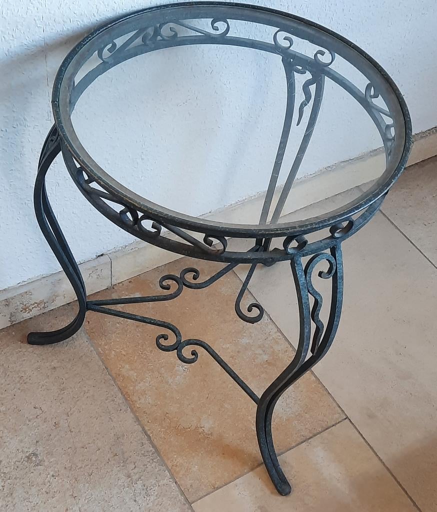 Table basse ronde en fer forgé et verre H 45 cm Diam 36,5 cm, Maison & Meubles, Tables | Tables de salon, Moins de 50 cm, Verre