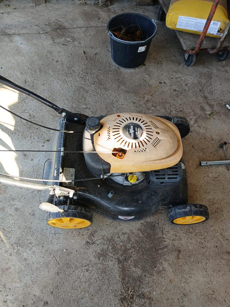 Tondeuse à gazon, Moins de 30 cm, Tondeuse rotative, Enlèvement, Utilisé