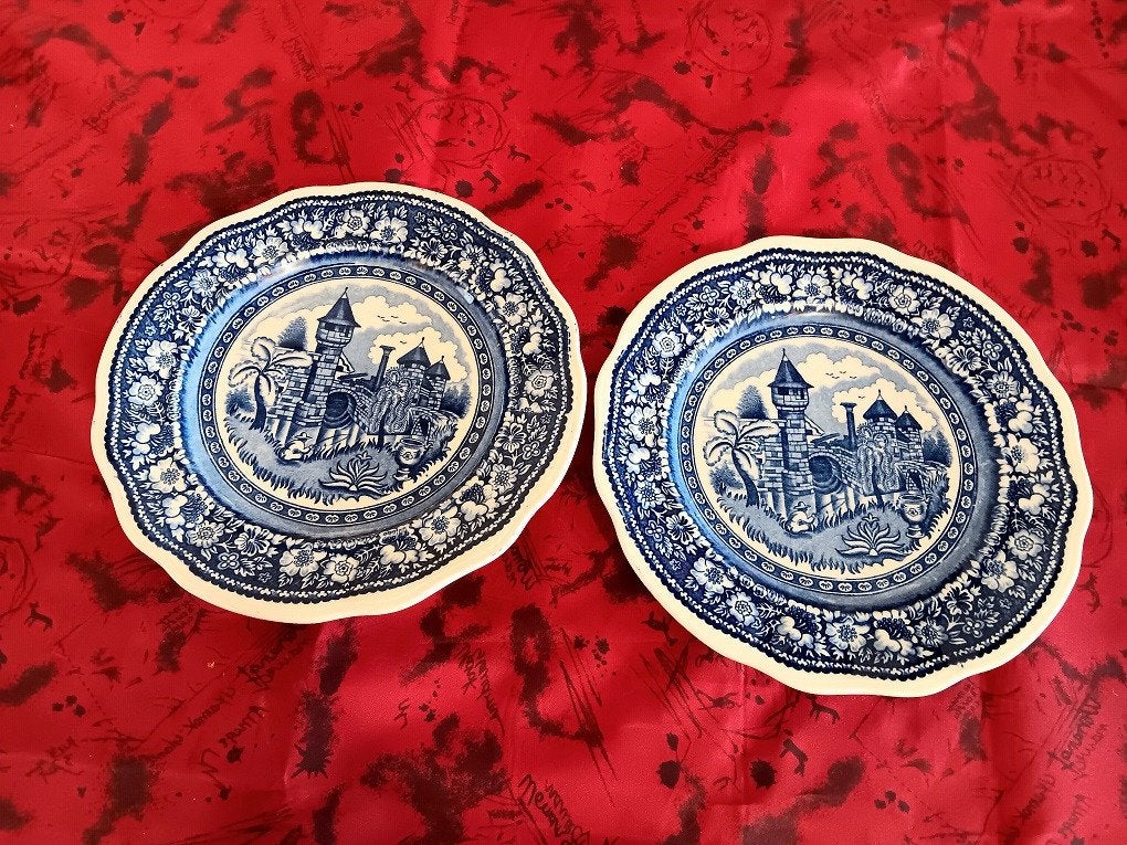 Set van twee Petrus Regout borden, Ophalen of Verzenden