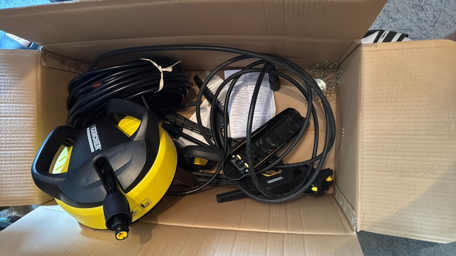 Karcher materiaal, Ophalen, Zo goed als nieuw