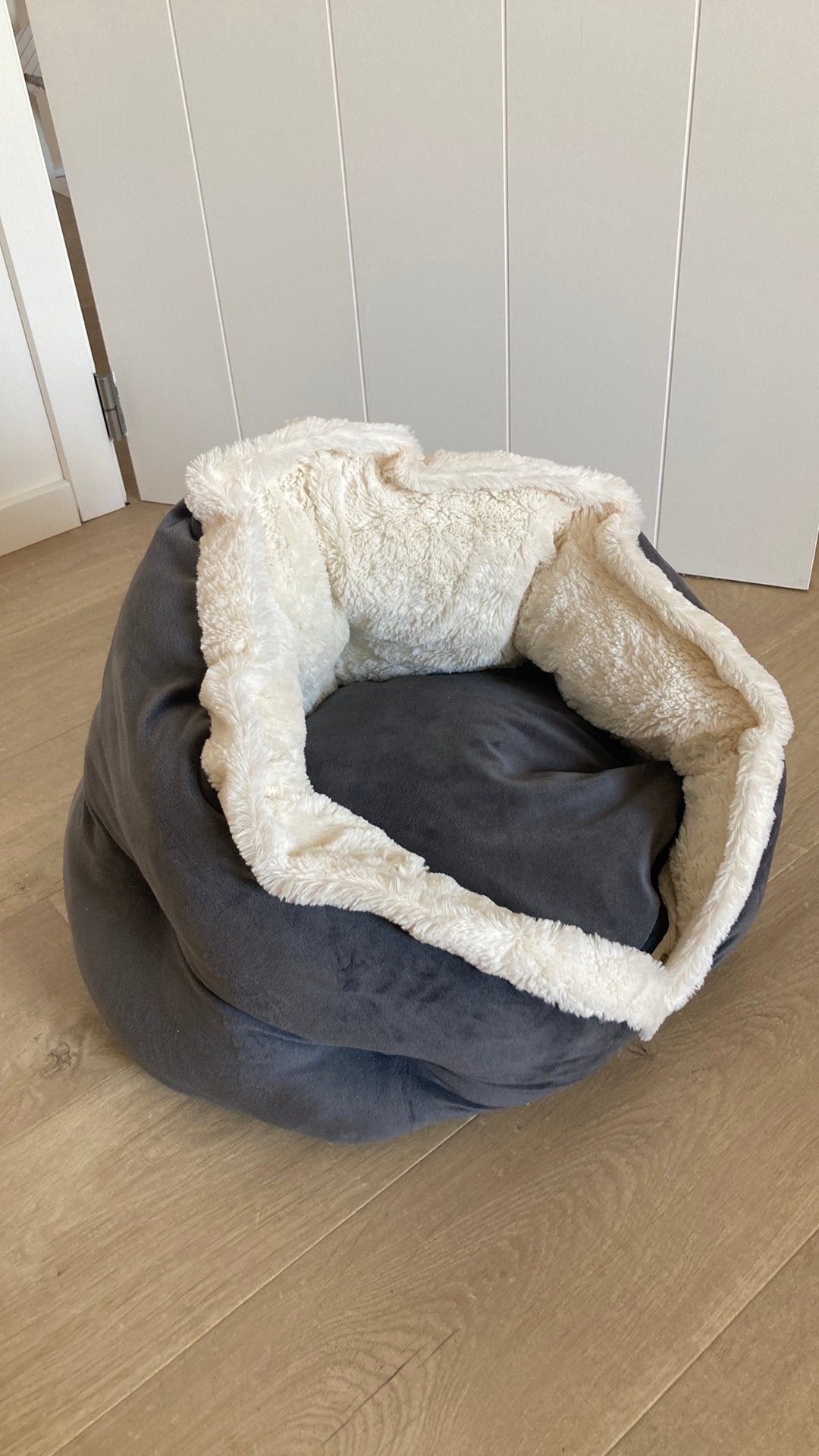 AniOne knffelgrot, Animaux & Accessoires, Paniers pour chats, Enlèvement, Comme neuf, Peluche