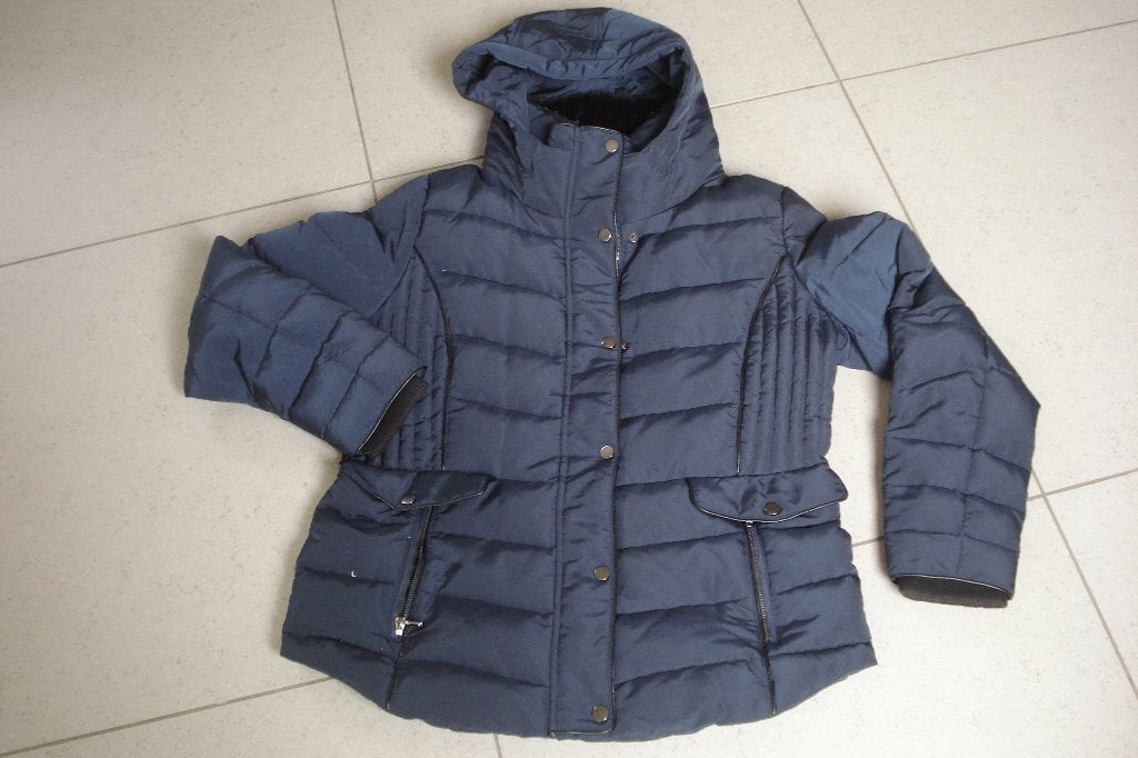 Nieuwe C&A blauwe winterjas, dames. mt 42, Enlèvement ou Envoi, Bleu, C&A, Taille 42/44 (L)