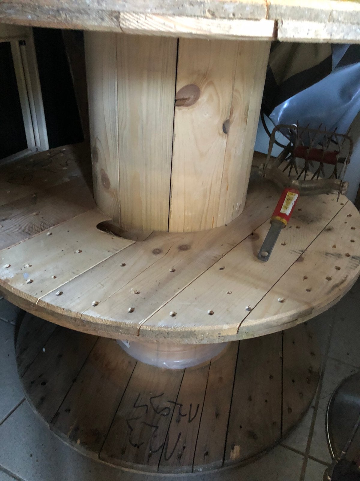 2 grands tourets, 20€ pièce., Enlèvement, Comme neuf