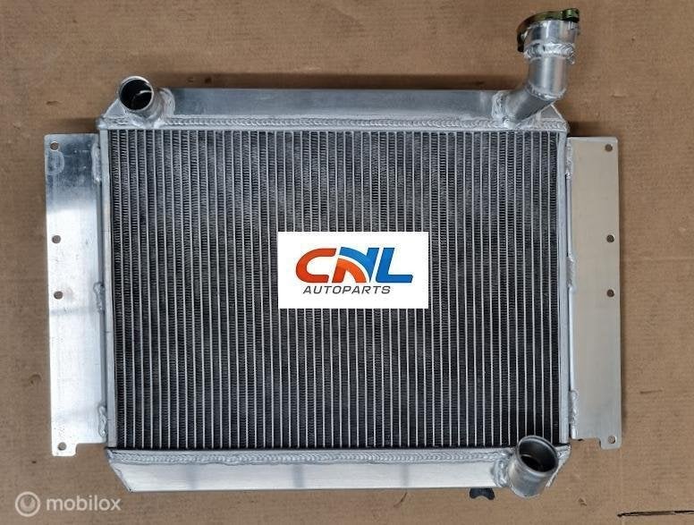 Radiateur CHEVY CORVETTE C1 265/283 SB V8 M/T 1955-1960 1956, Neuf, Enlèvement ou Envoi