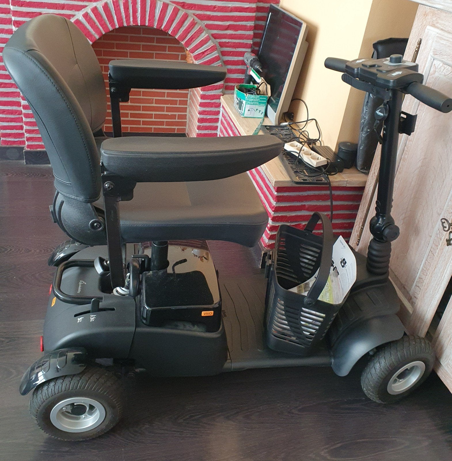 Life & mobility vivo demontable/demonteerbaar in 5 stukken, Divers, Voitures sans permis & Scooters pour invalides, Enlèvement