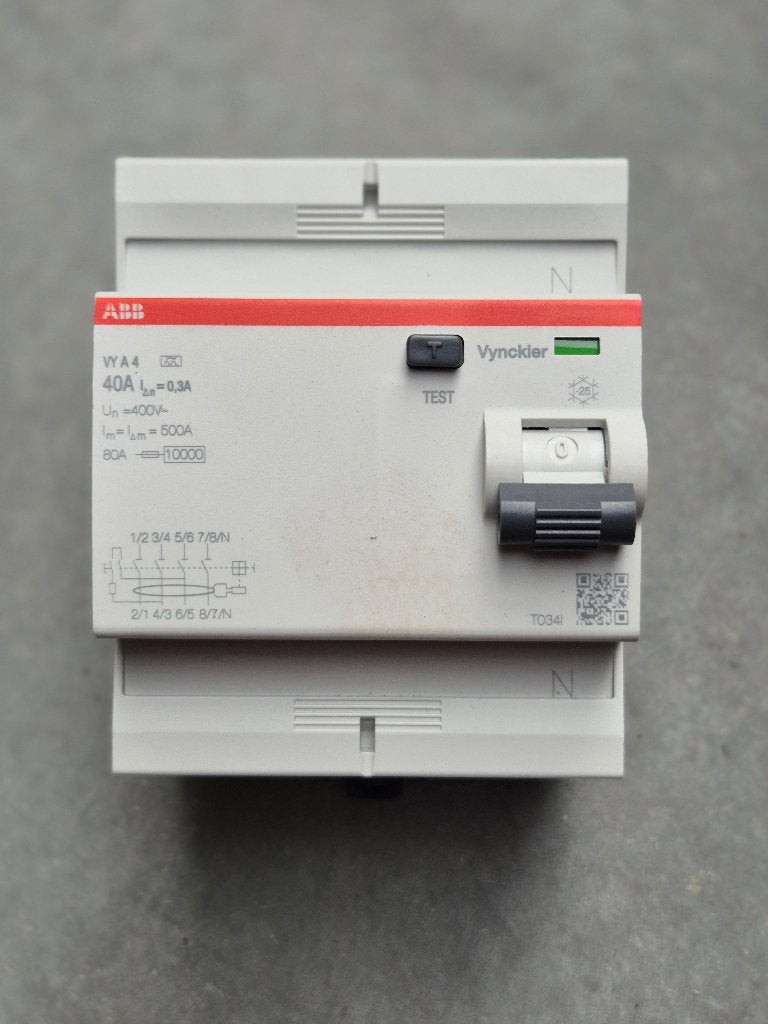 Differentieel schakelaar ABB 4P + N, Bricolage & Construction, Électricité & Câbles, Enlèvement, Neuf, ABB, Interrupteur
