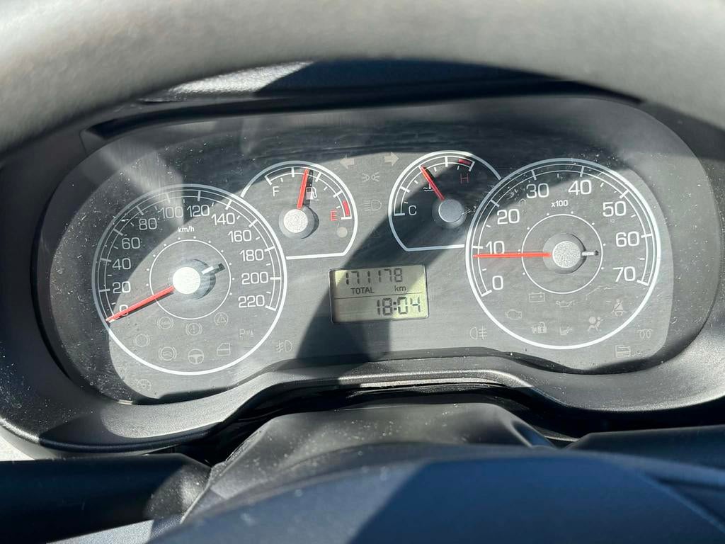 Fiat punto, Autos, 1242 cm³, Achat, 48 kW, 5 portes