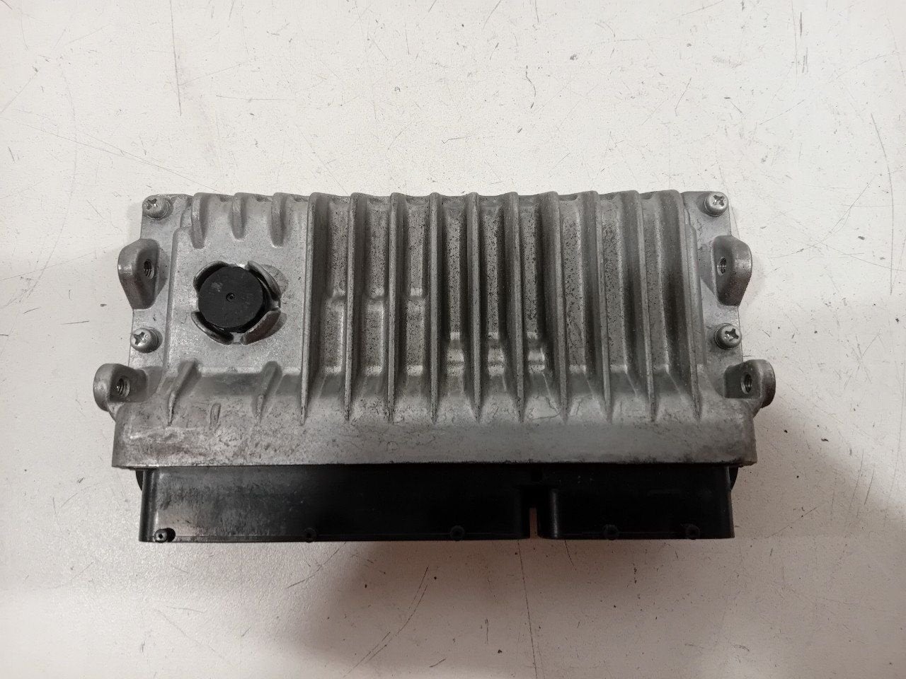 Computer motormanagement Toyota Auris, Onderdelen@venauto.nl, Van der Ven Autorecycling B.V., Ettenseweg 76, 4706 PB Roosendaal, The Netherlands