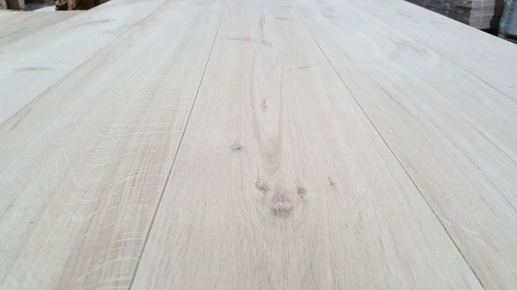 130M2 EIKEN VLOER, MULTIVLOER. RESTPARTIJ, Ophalen