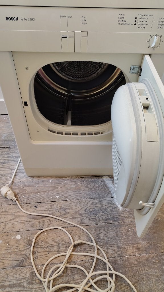 Droogkast Bosch, Elektronische apparatuur, Ophalen, Zo goed als nieuw, Voorlader, Luchtafvoer