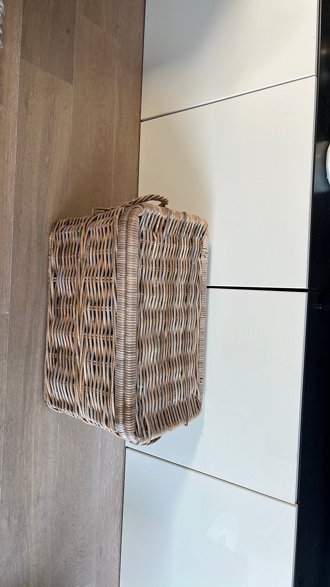 Grand panier en osier, Maison & Meubles, Enlèvement, Comme neuf, Panier